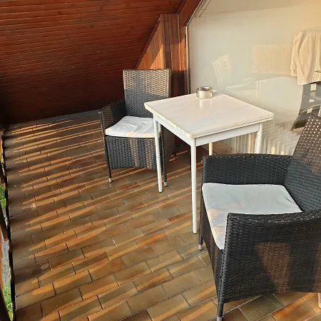 Apartment Ferienwohnung *